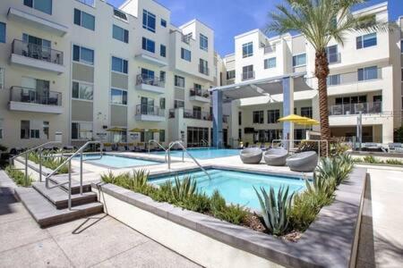 Paradise Cozysuites With Pool And Jacuzzi 11 Феникс Экстерьер фото